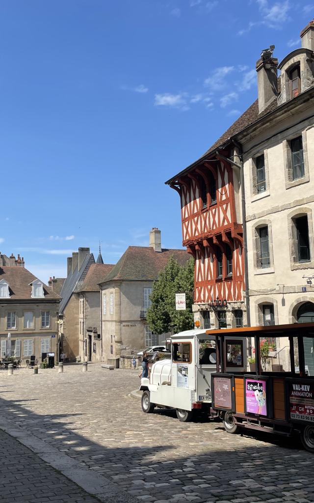 Le Petit Train d'Autun, Autun Morvan Tourisme