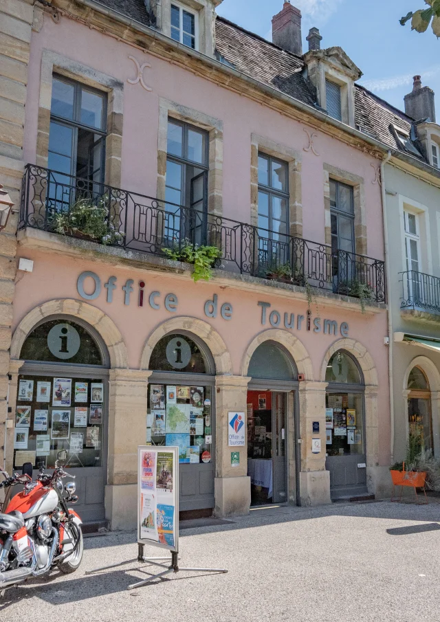 tourist office