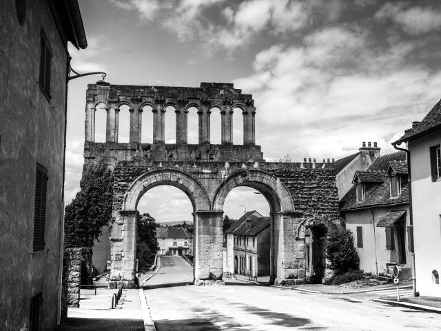 Porte d'Arroux à Autun