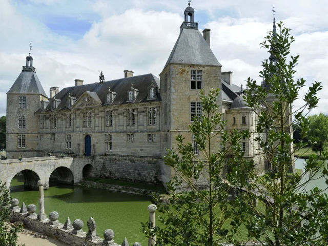 Chateau de Sully