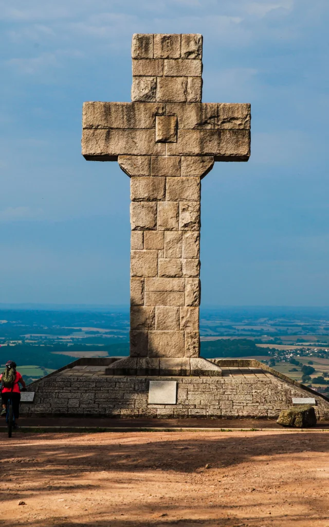 Croix de La Liberation -Autun