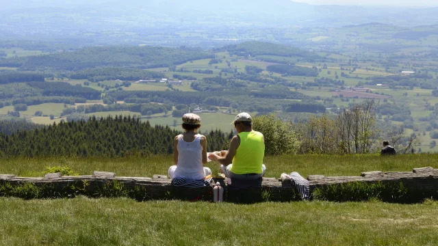 Au sommet du Mont Beuvray - Grand Autunois Morvan